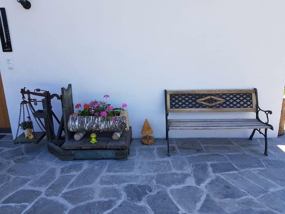 Ferienwohnungen Schlosshaeusl San Lorenzo di Sebato Εξωτερικό φωτογραφία